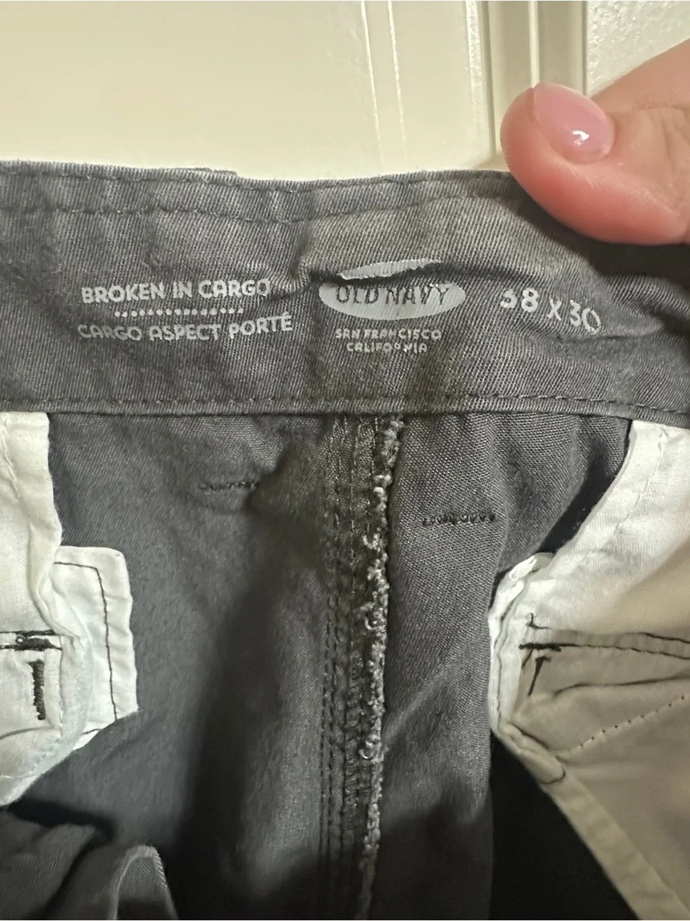 Old Navy Men's Black Cargo Pants with Flap Pockets